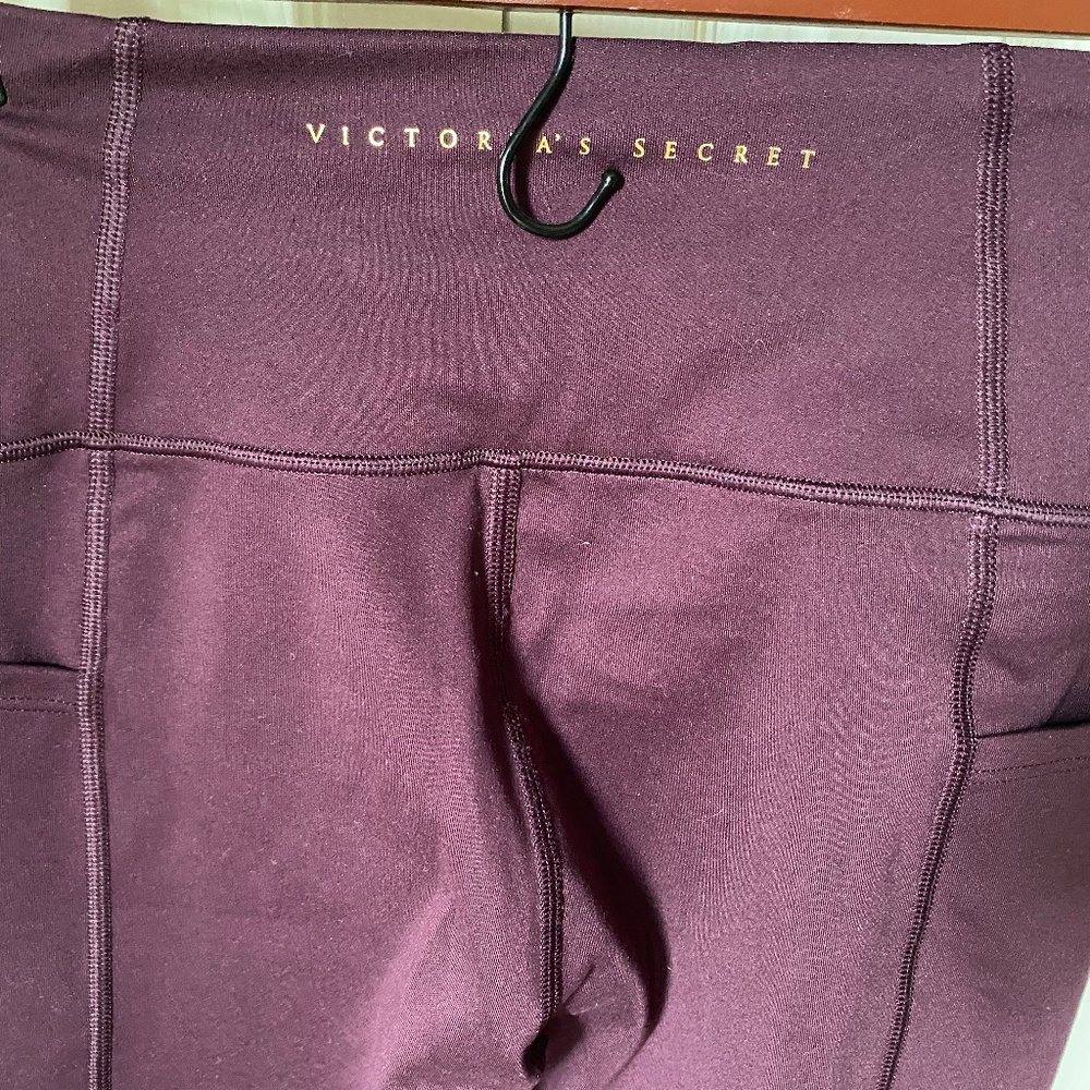 Victoria’s Secret Legging
